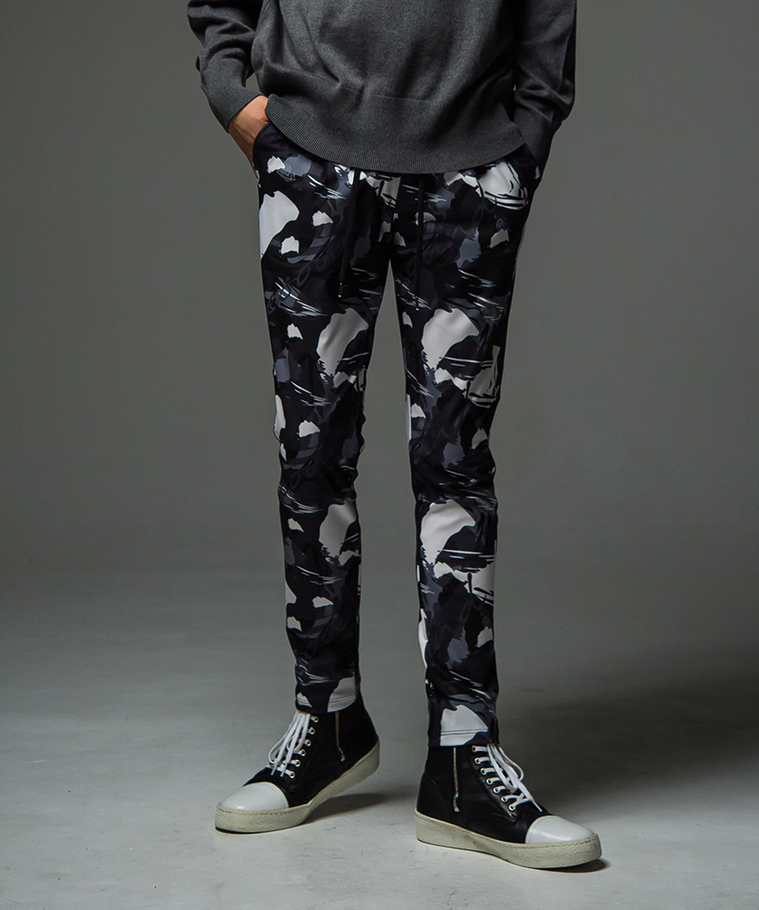 CHRIS EASY TUCK PANTS