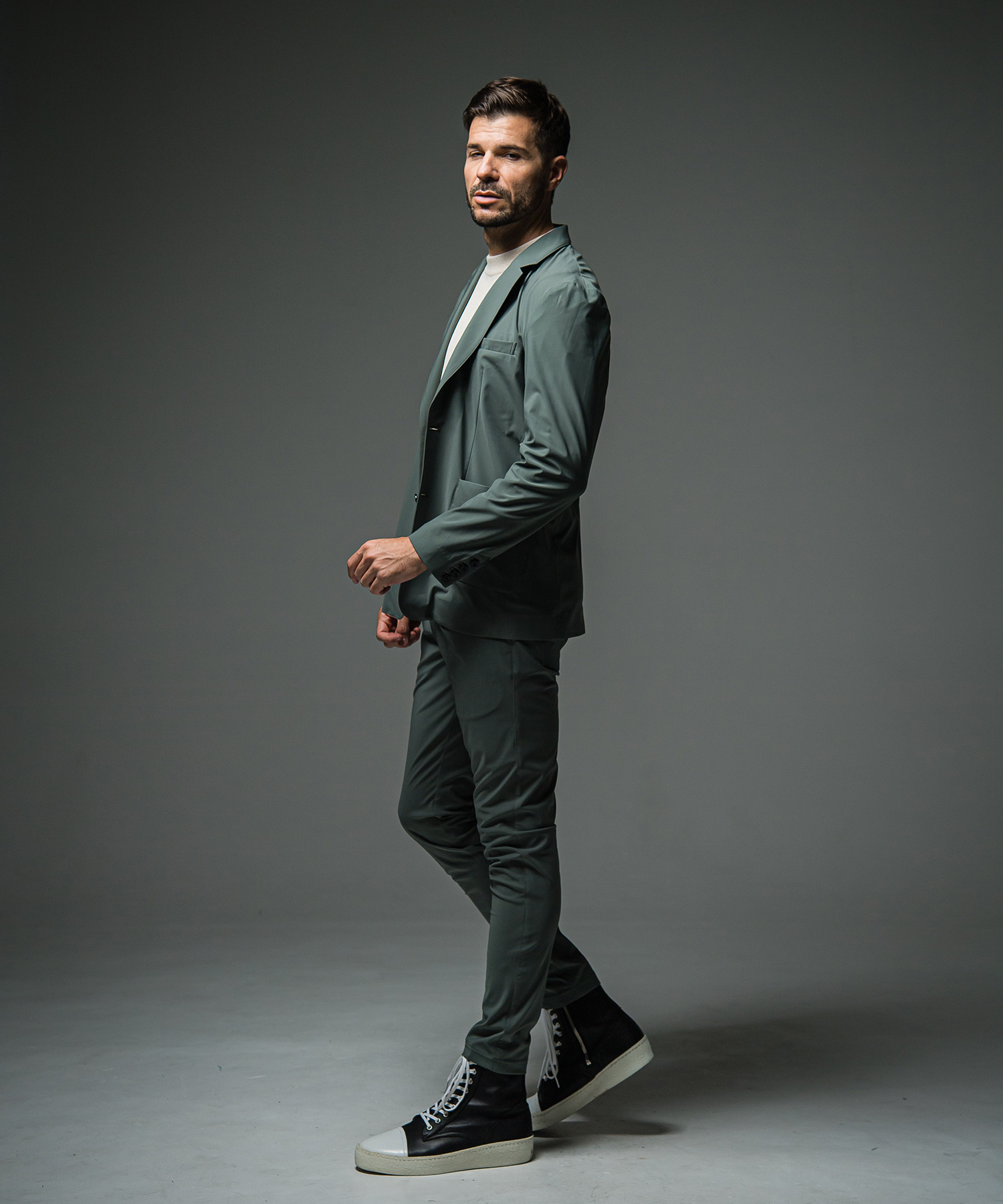 CHRIS EASY TUCK PANTS