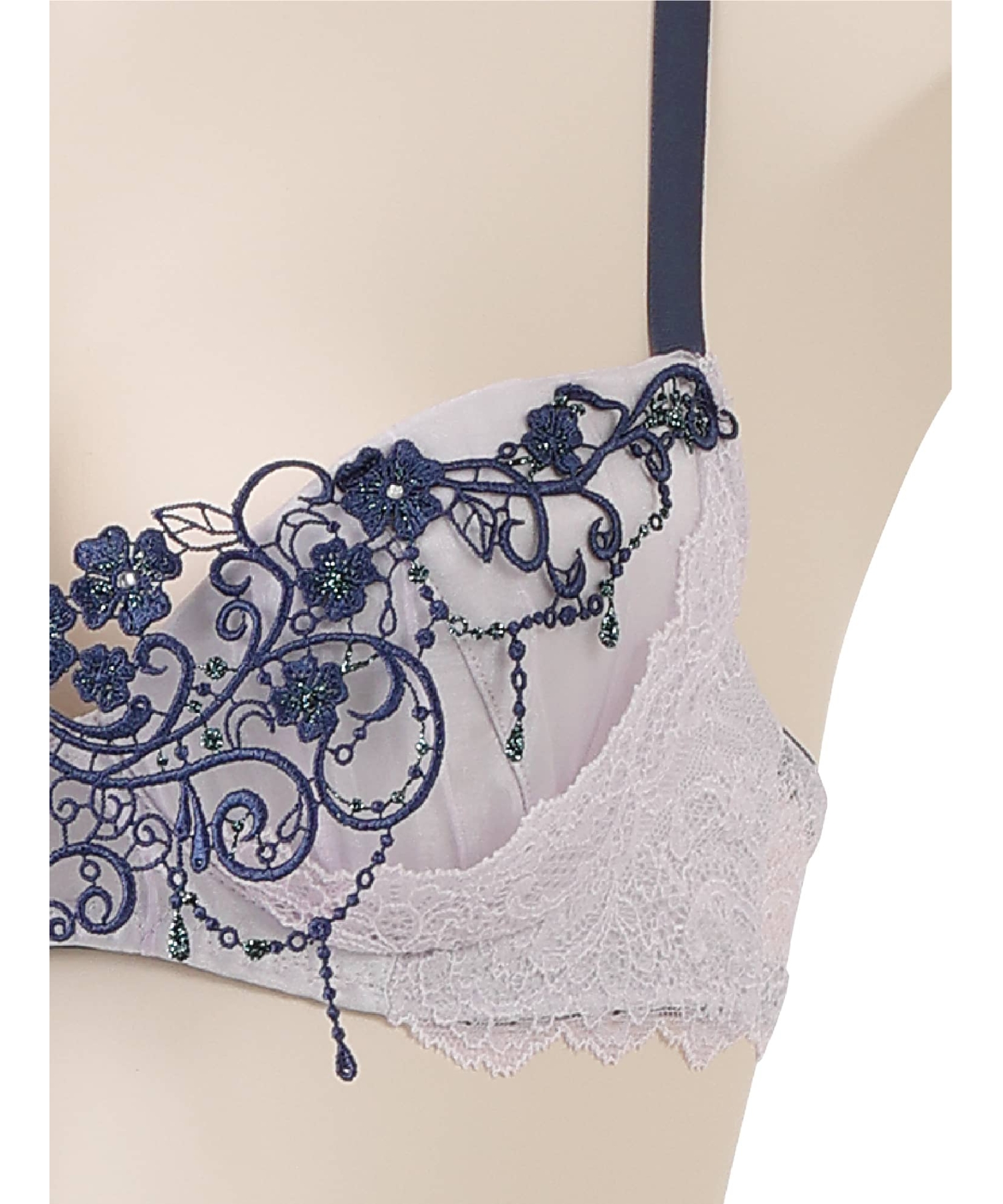 セレーネ グレースシルク ブラ