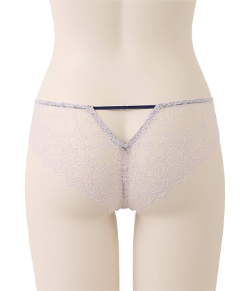 セレーネ チーキー