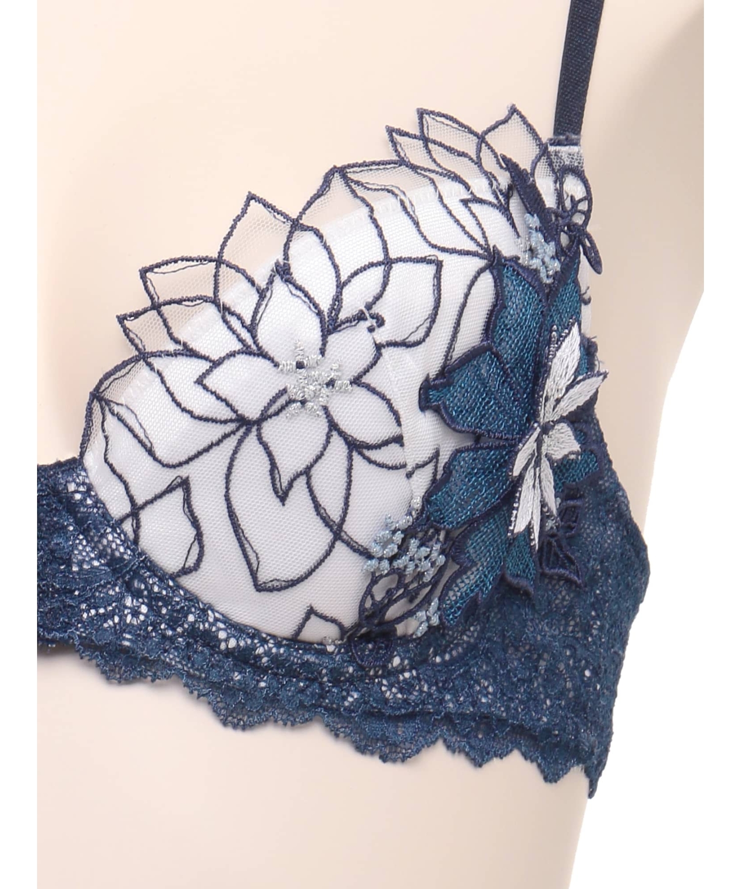 シグナス グレースシルク ブラ