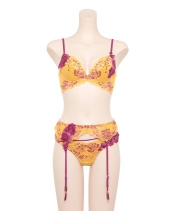 ウィンターダイヤモンド ガーター