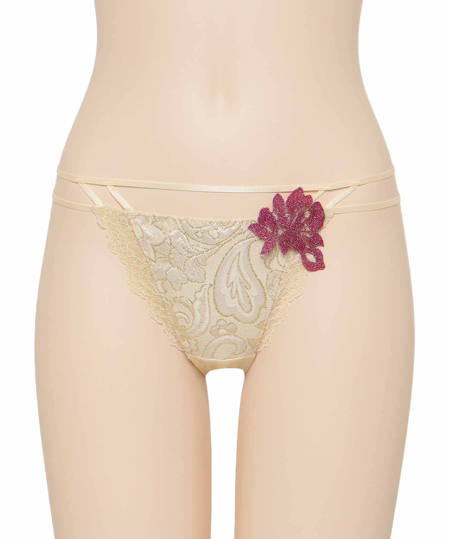 ノーブルホワイト ショーツ