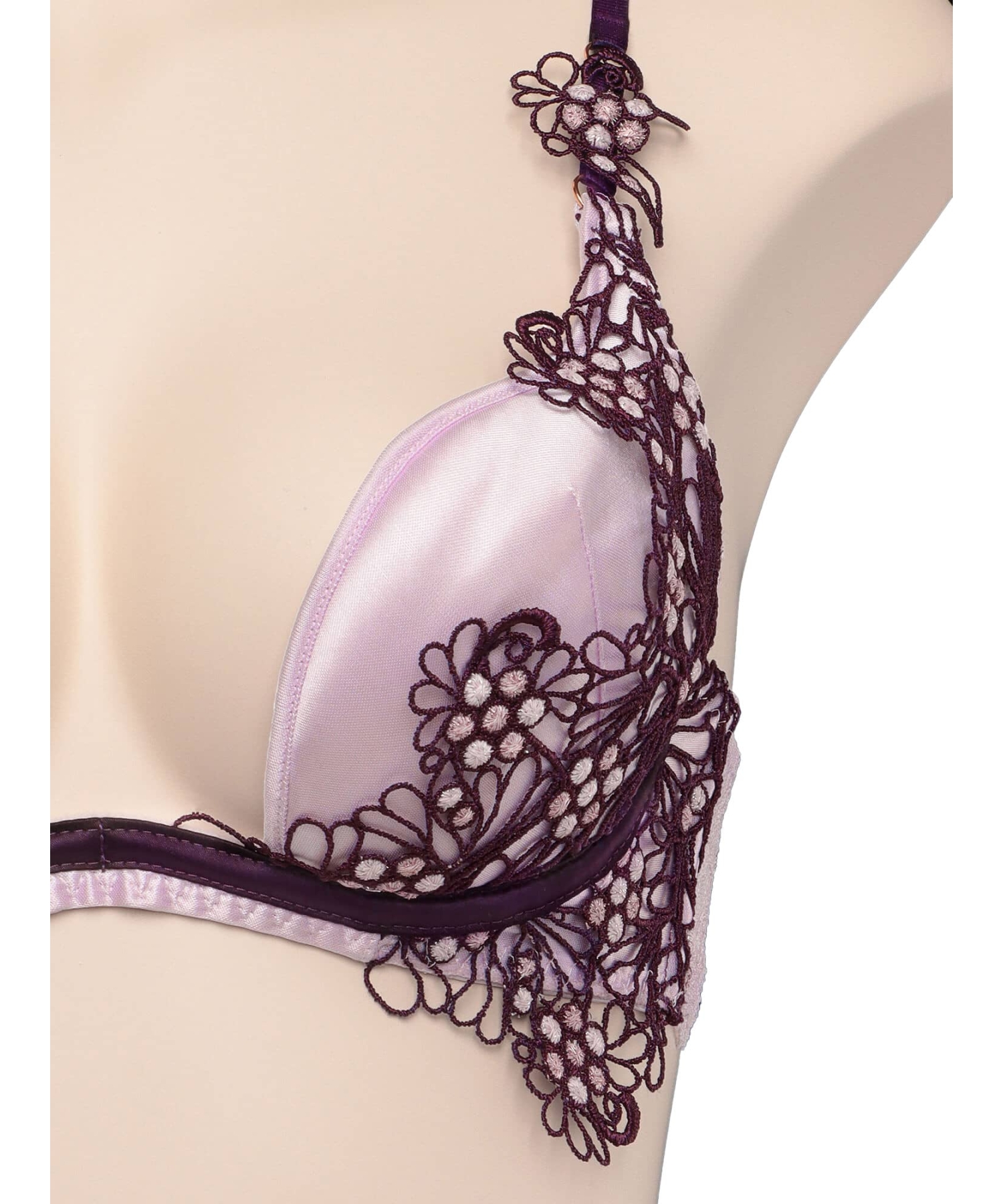 ノーブルジュエル トリックリフト ブラ