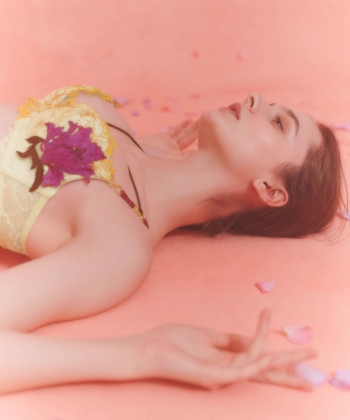 アリュールマナー グラマーアップ ブラ