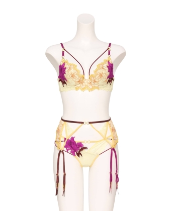 アリュールマナー ガーター