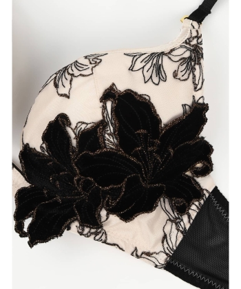 センシュアルリリー トリックリフト ブラ