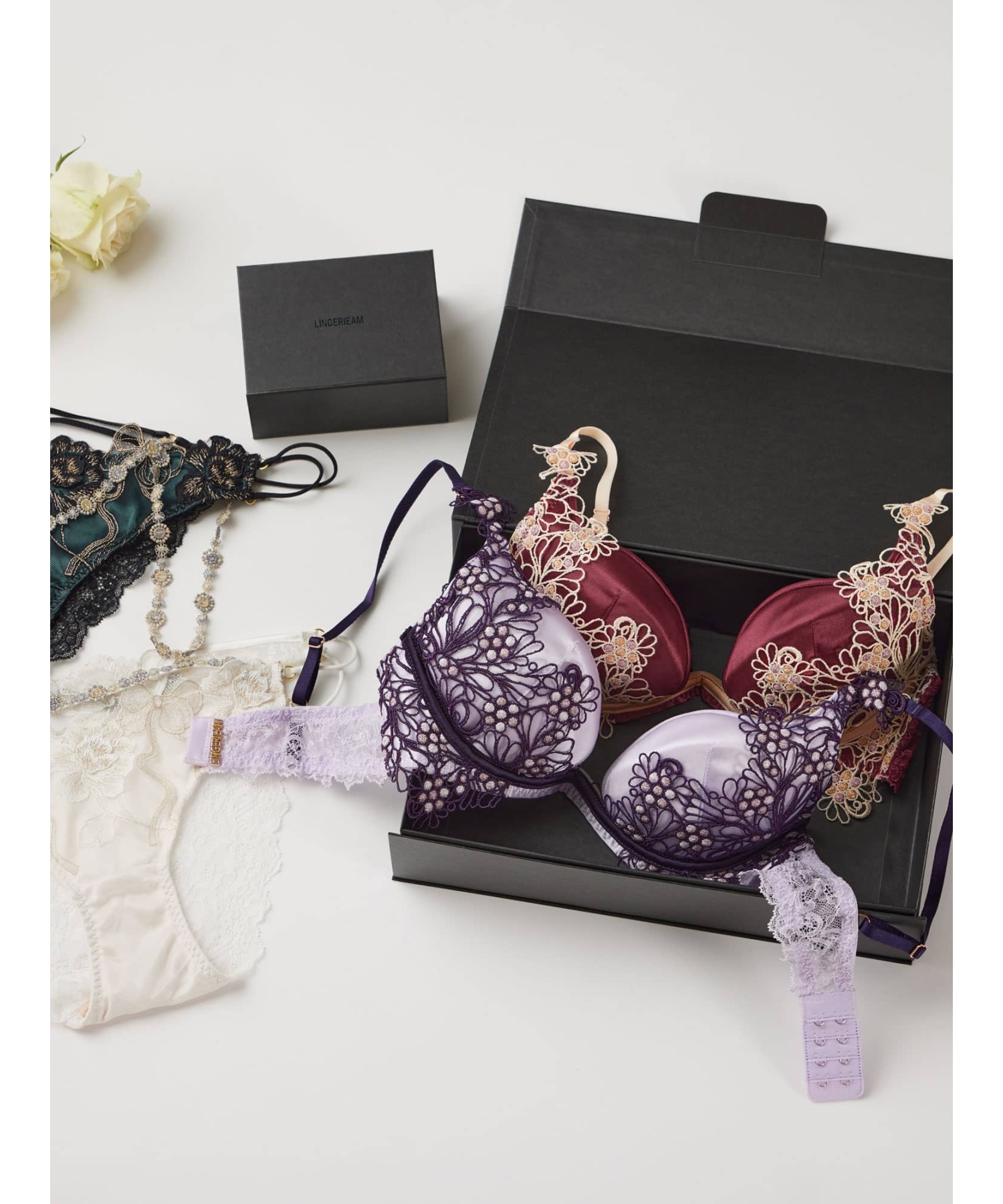 LINGERIEAM ギフトボックスL&ショッピングバッグMセット