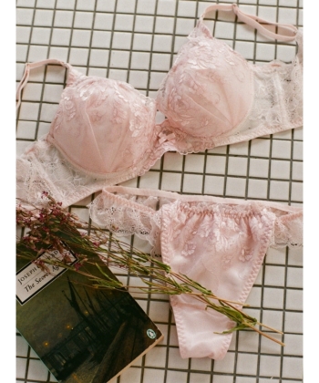 トゥインクルロージー デュベタッチ ブラ