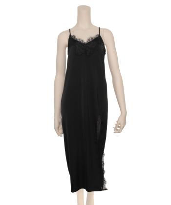 スリットロングワンピース