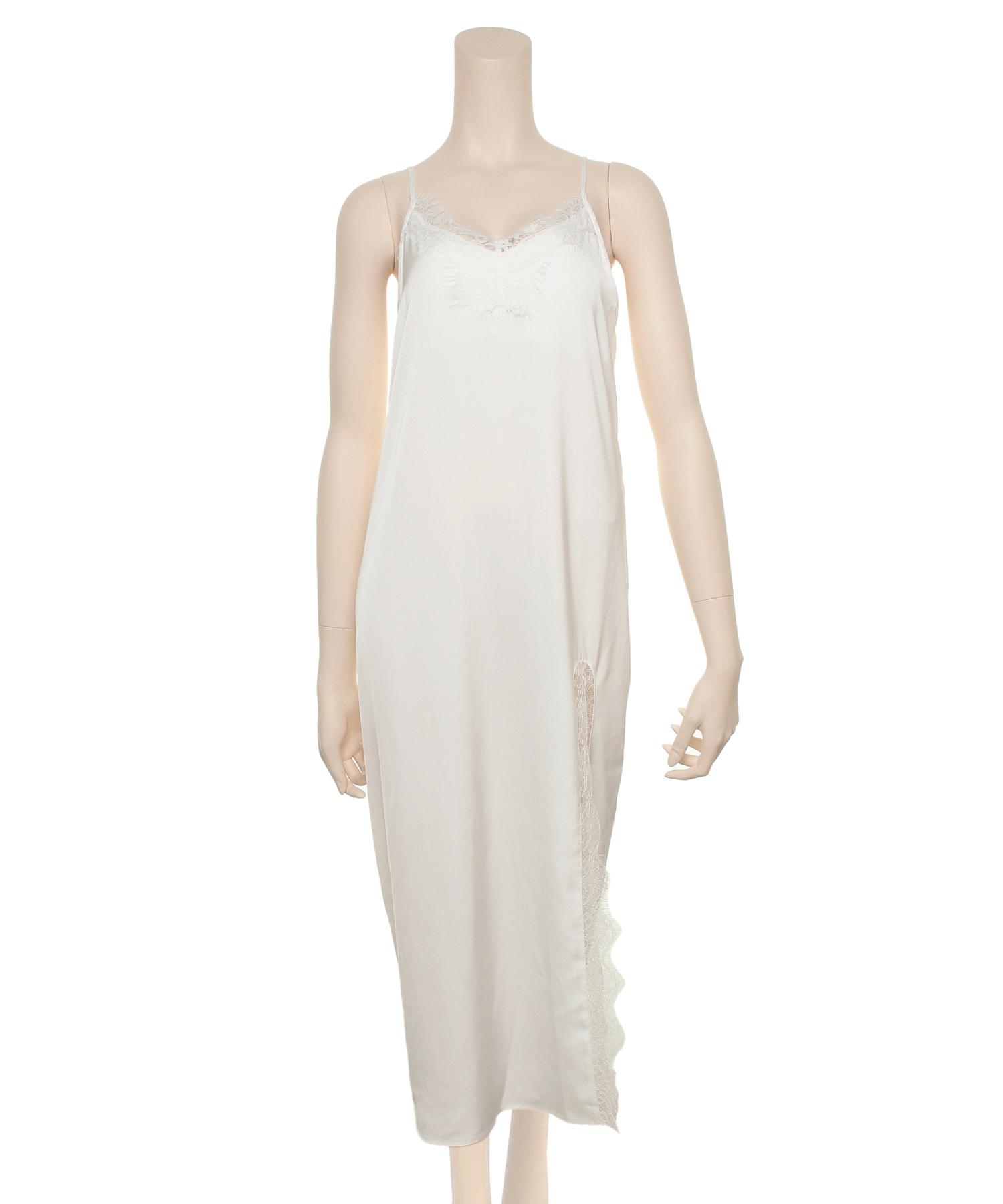 スリットロングワンピース