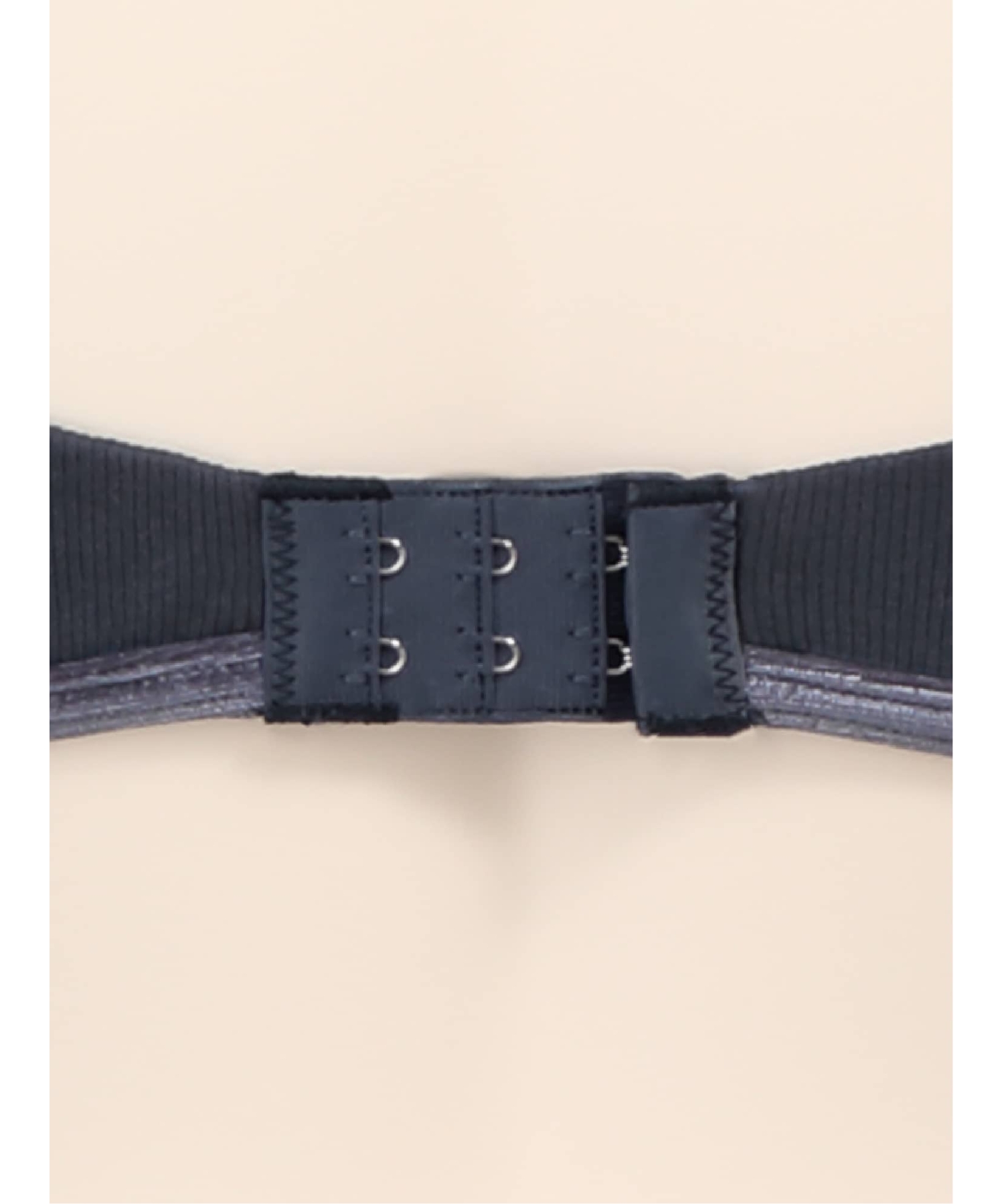 テンダースキン グラマーアップライト ブラ