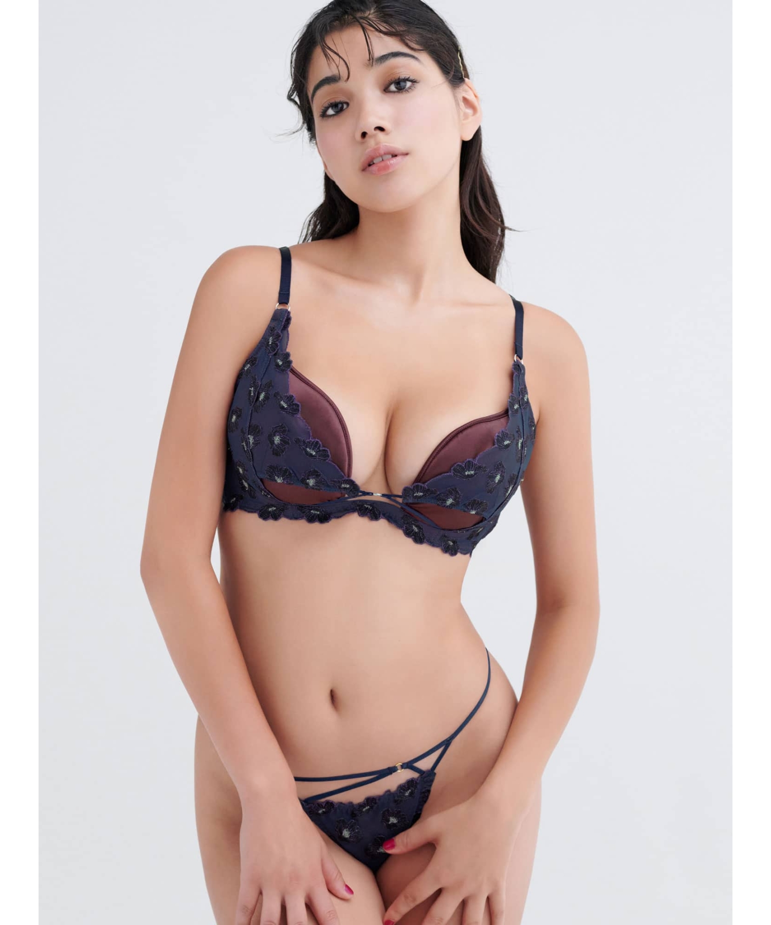 ハニーフラワー エンブレース Tバック