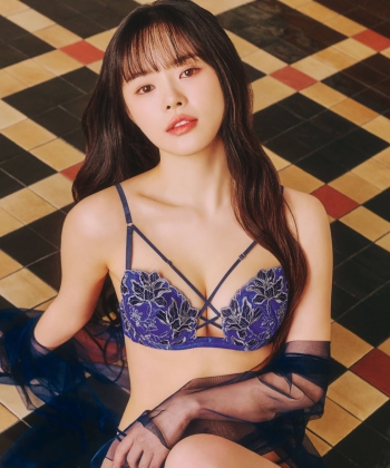 ホログラフィ ホットリフト ブラ