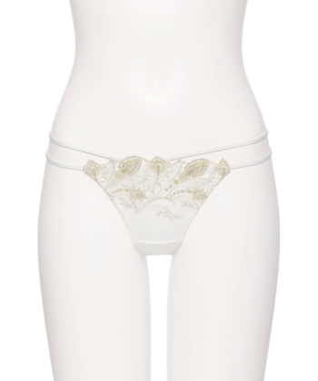 レーシーフェザー エンブレース Tバック