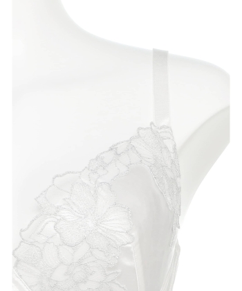 フォクシーサテン グラマーアップ ブラ