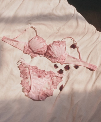 ロージーガーデン ホットリフト ブラ