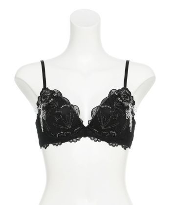 シャイニーバタフライ グラマーアップ ブラ