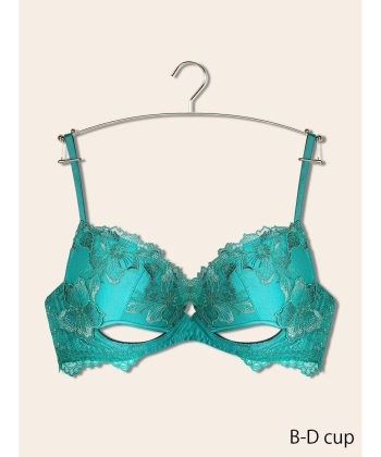 セレーナ グラマーアップ ブラ