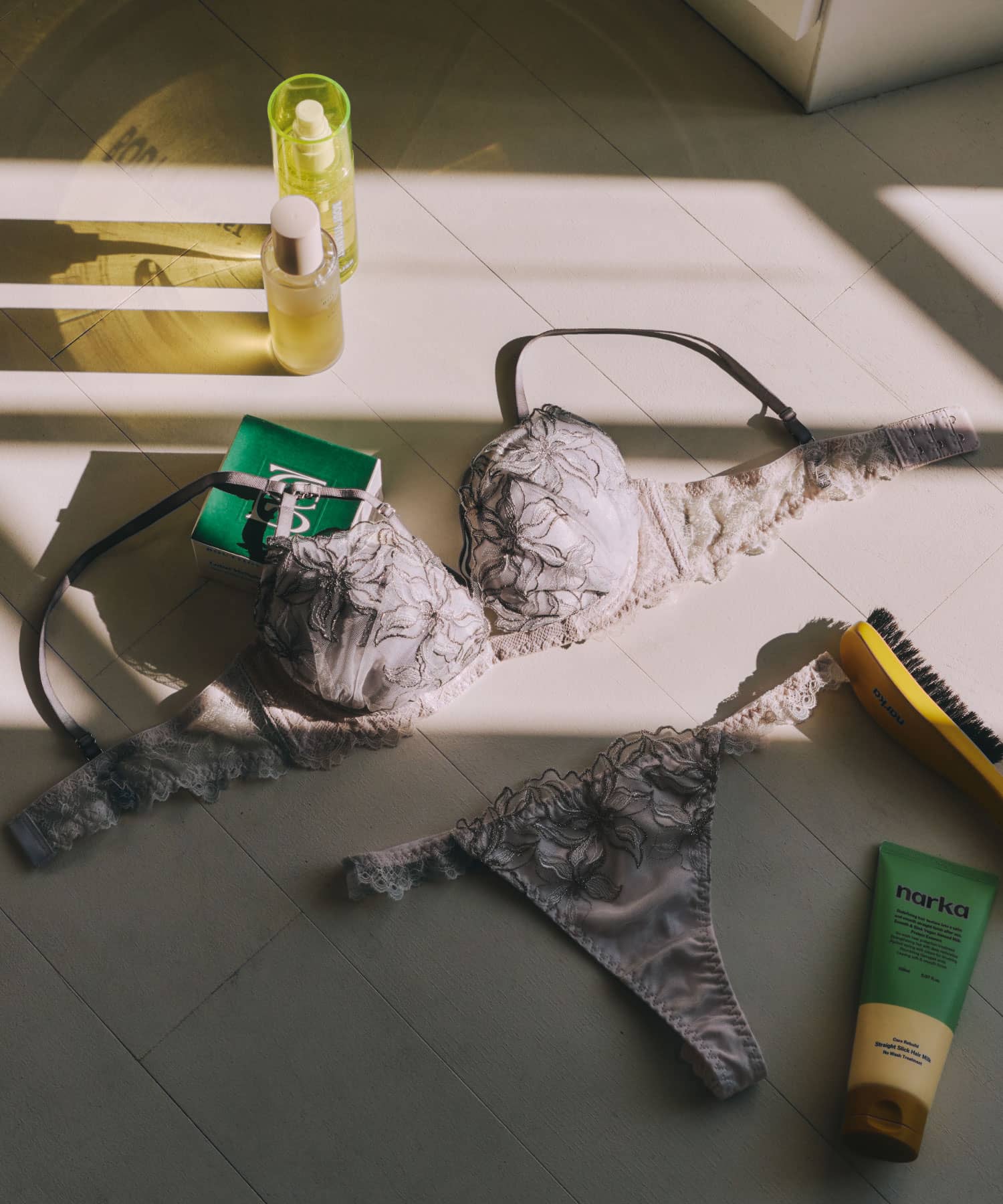 エクラン ホットリフト ブラ