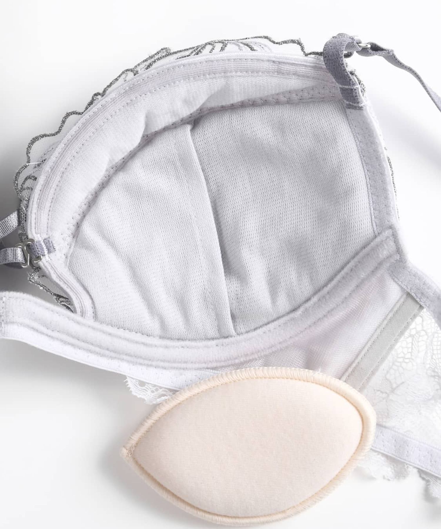 エクラン ホットリフト ブラ