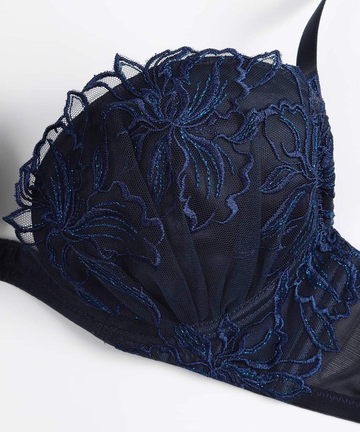 アイリス ホットリフト ブラ