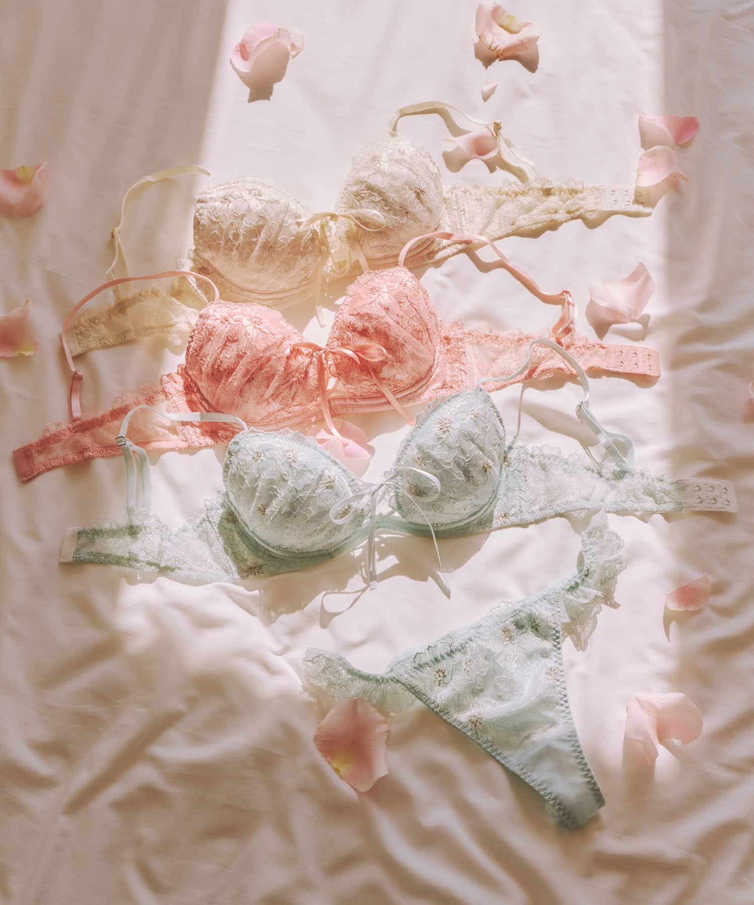 ラディアント ホットリフト ブラ