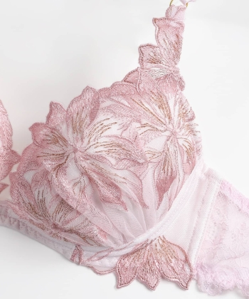 イノセンス ホットリフト ブラ