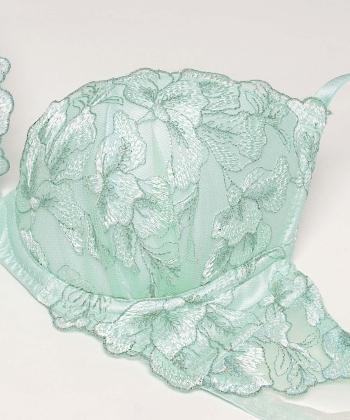 ヴィオレーヌ グラマーアップ ブラ