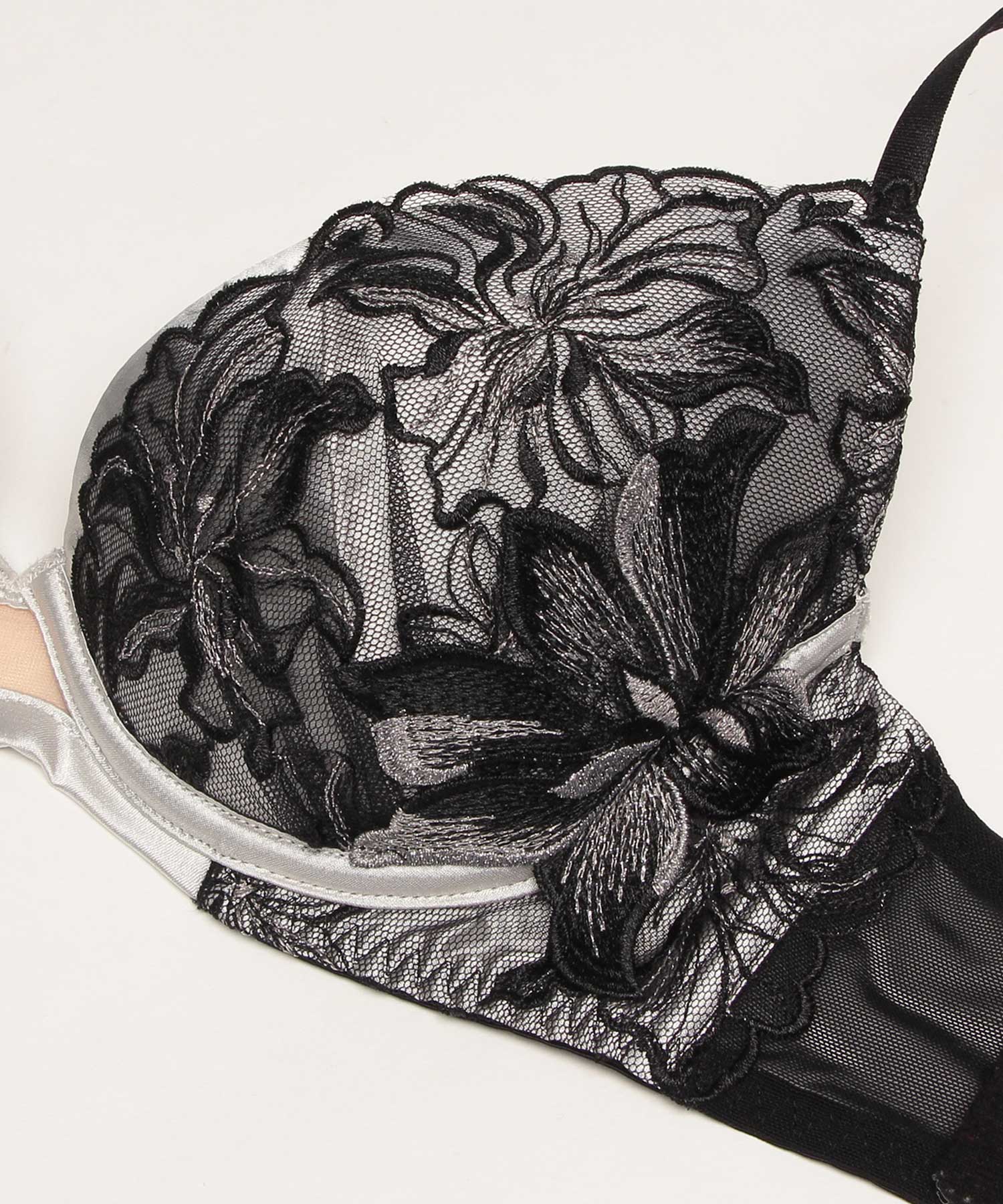 ヴェリシア グラマーアップ ブラ