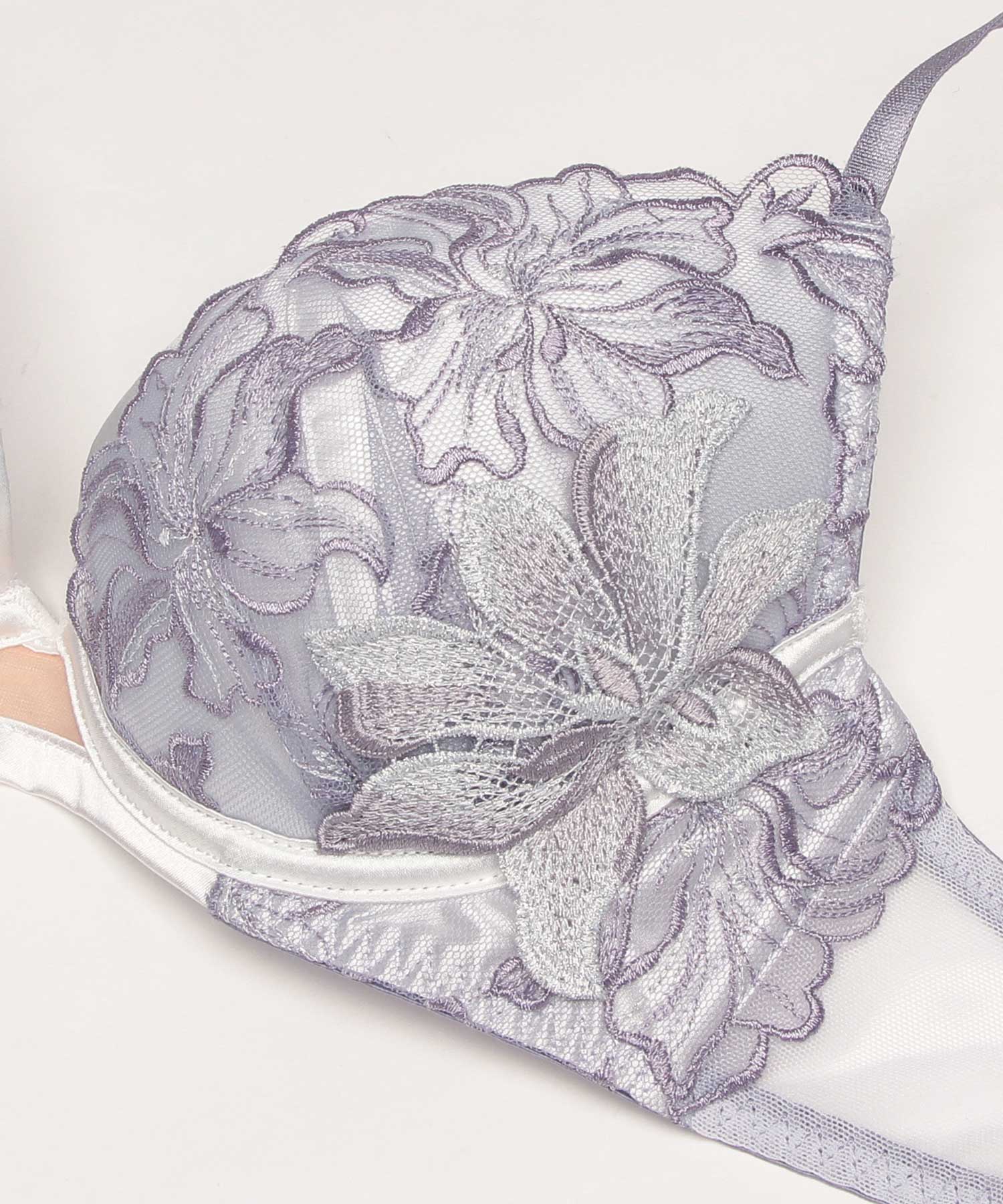 ヴェリシア グラマーアップ ブラ