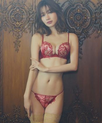 エルザ ホットリフト ブラ