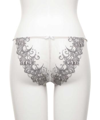 アヴェネル エンブロイダリーレース ショーツ