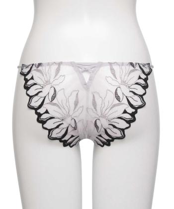 フィリナス エンブロイダリー ショーツ