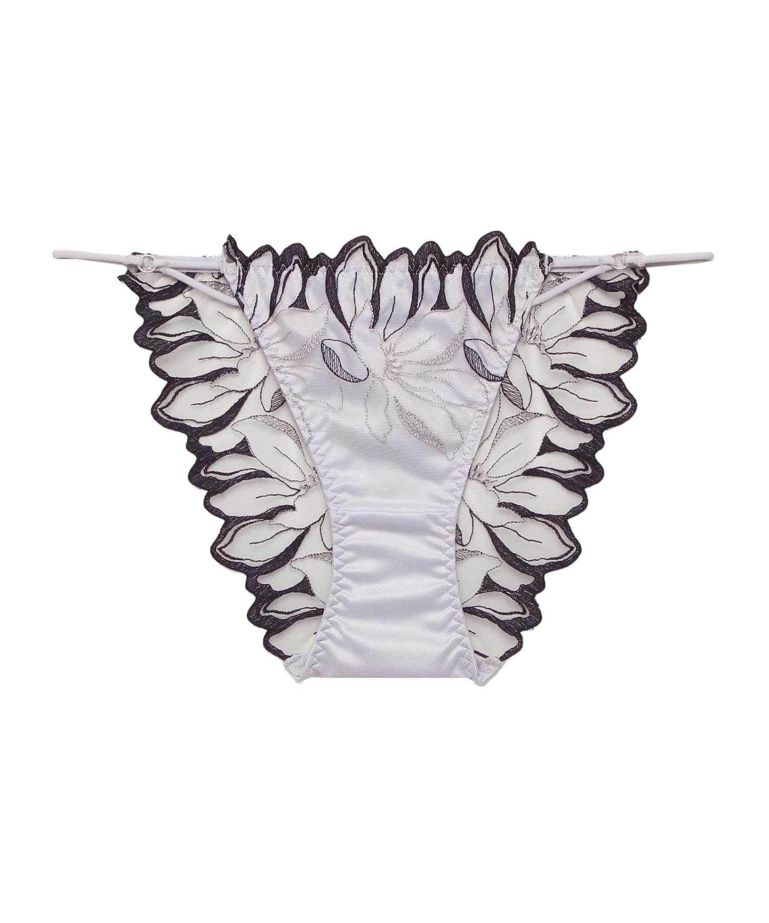 フィリナス エンブロイダリー ショーツ