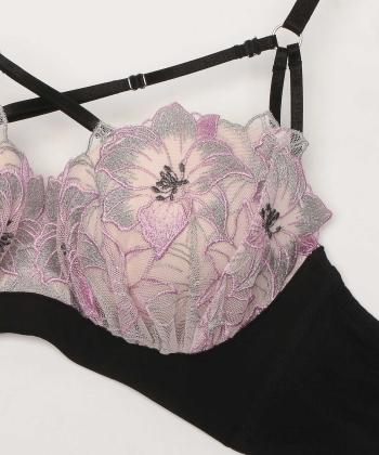 エリザベス ボムフィット ブラ