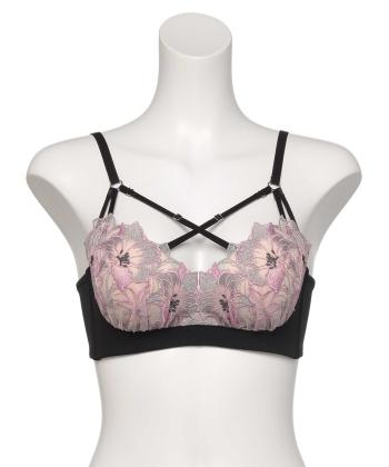 エリザベス ボムフィット ブラ