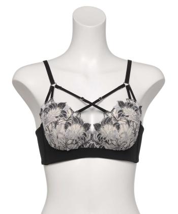 エリザベス ボムフィット ブラ