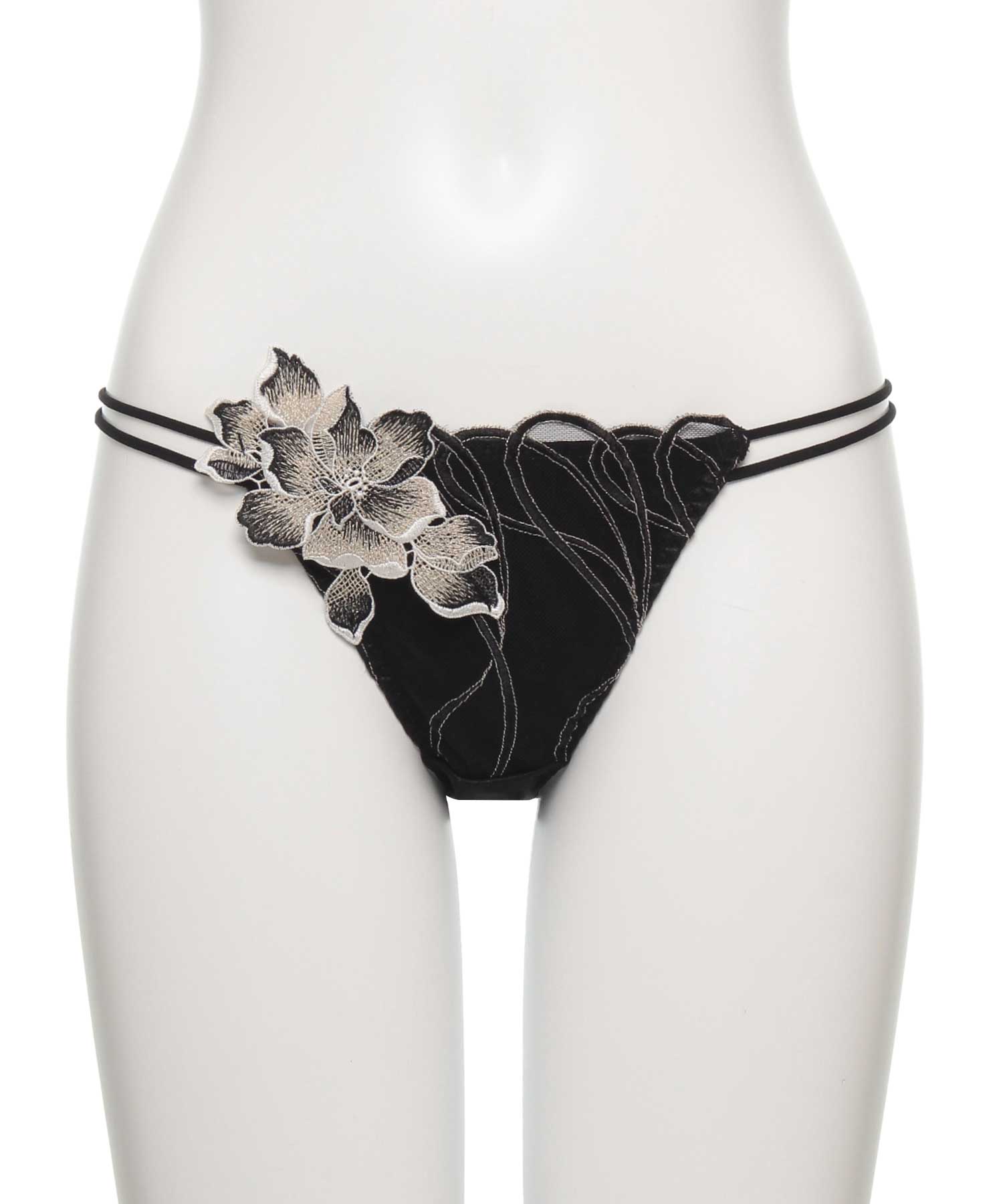 コルディア エンブロイダリーレース ショーツ