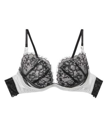 クレリス トリックリフト ブラ