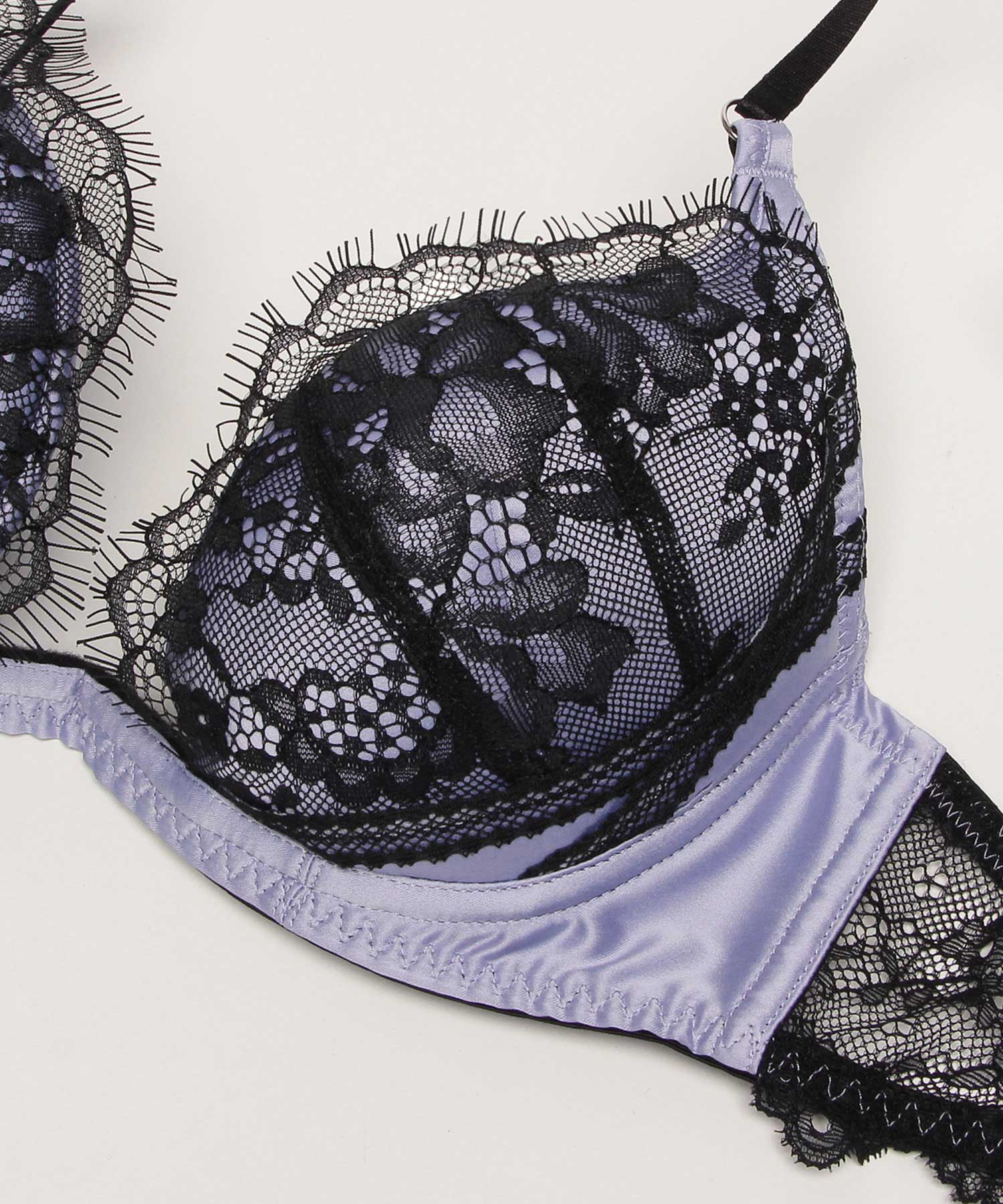 クレリス トリックリフト ブラ