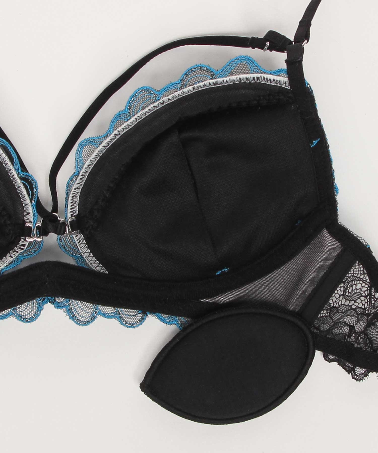 ノイーリア ホットリフト ブラ