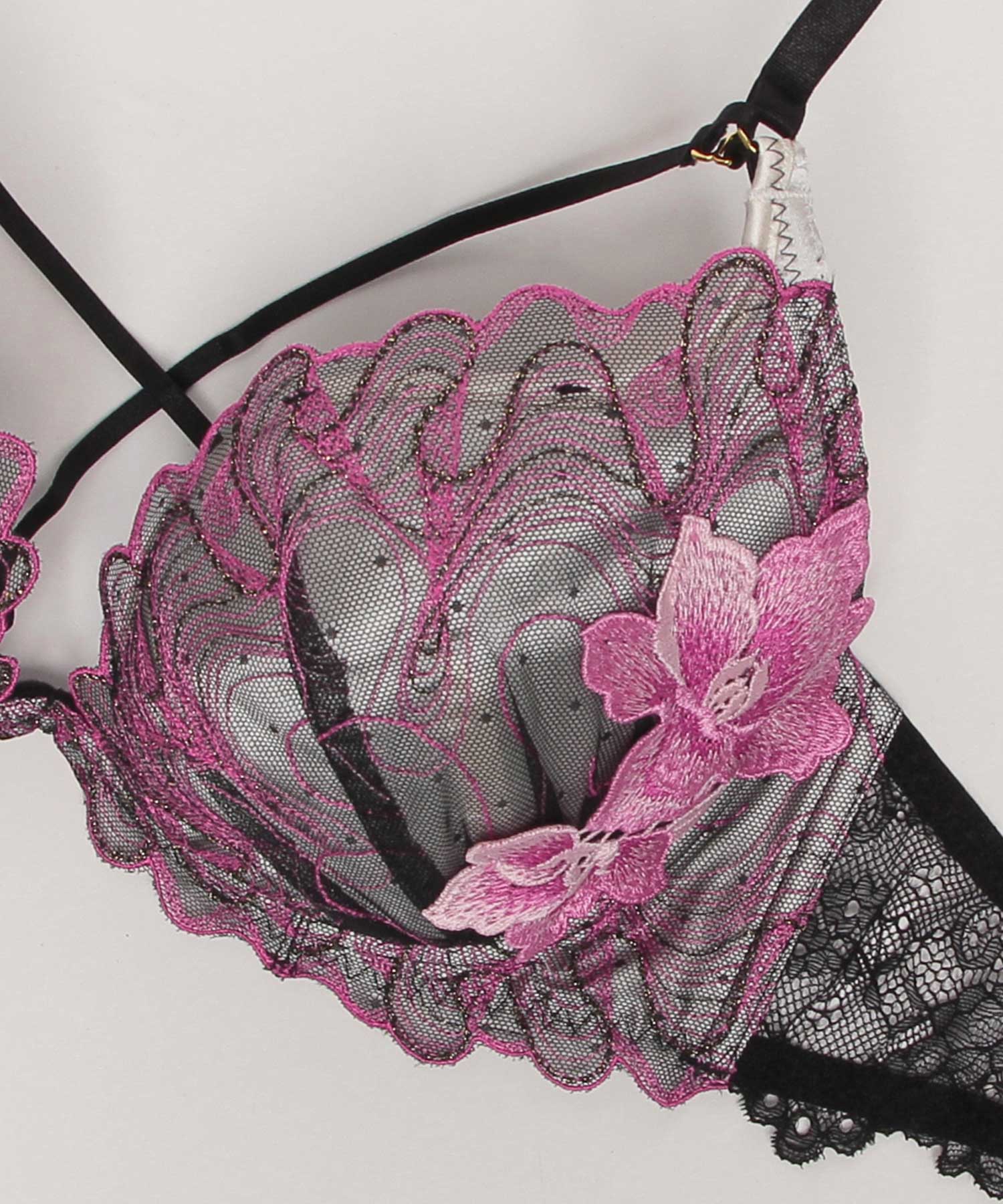 ノイーリア トリックリフト ブラ