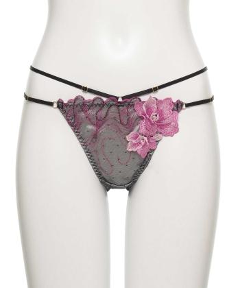 ノイーリア ショーツ