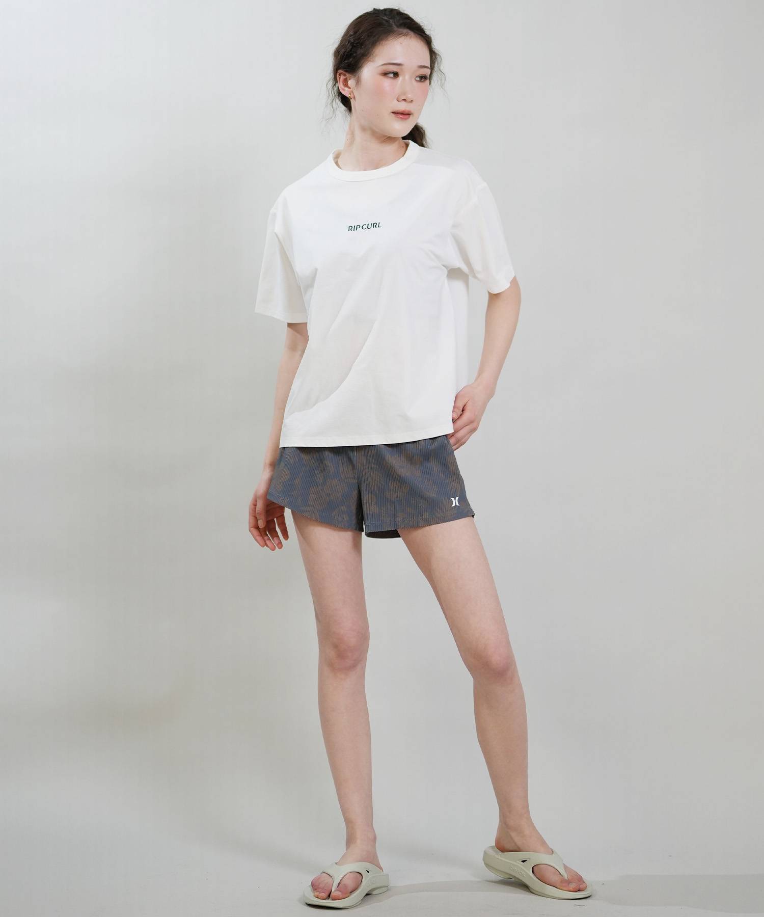 BOXY WIDE FIT TEE