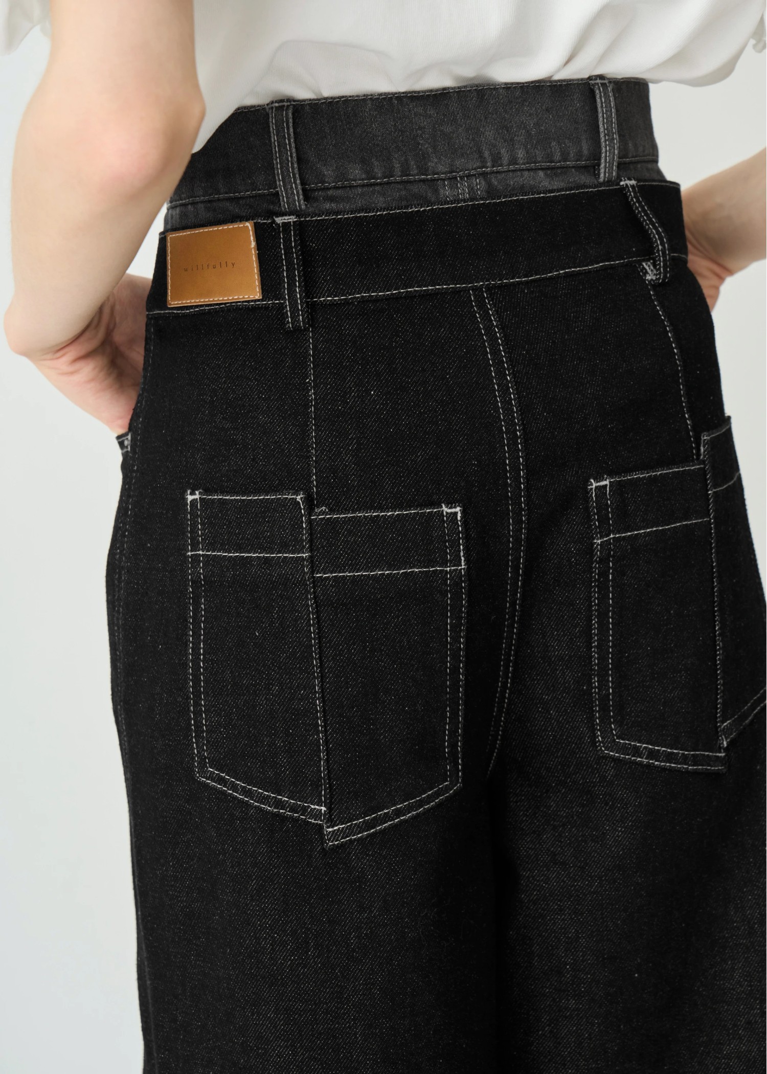 double belt side tuck denim PT