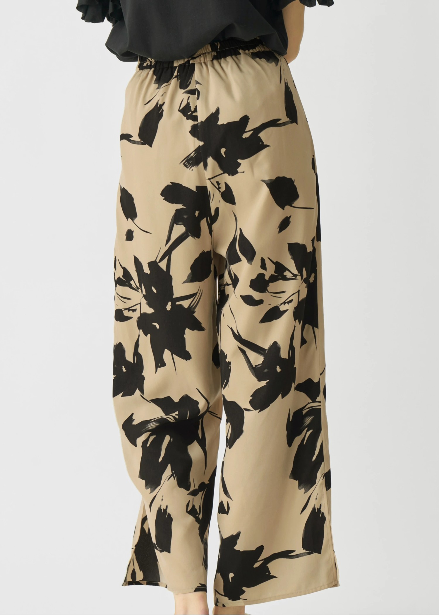 big flower side slit flare PT