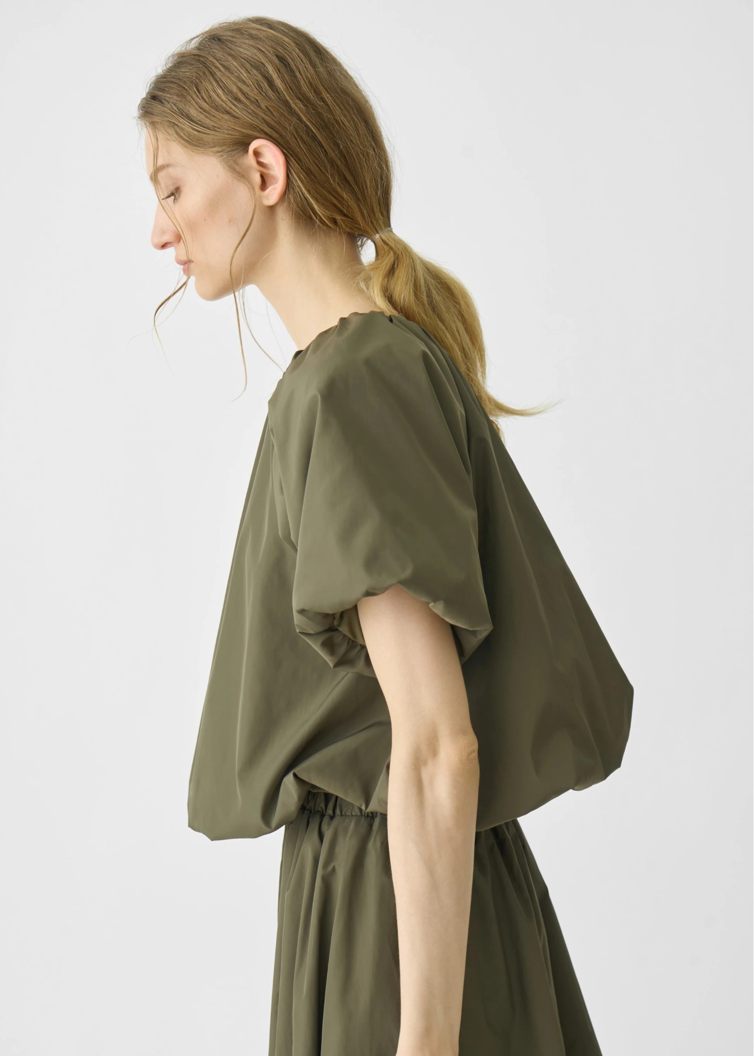 flightily balloon half sleeve tops