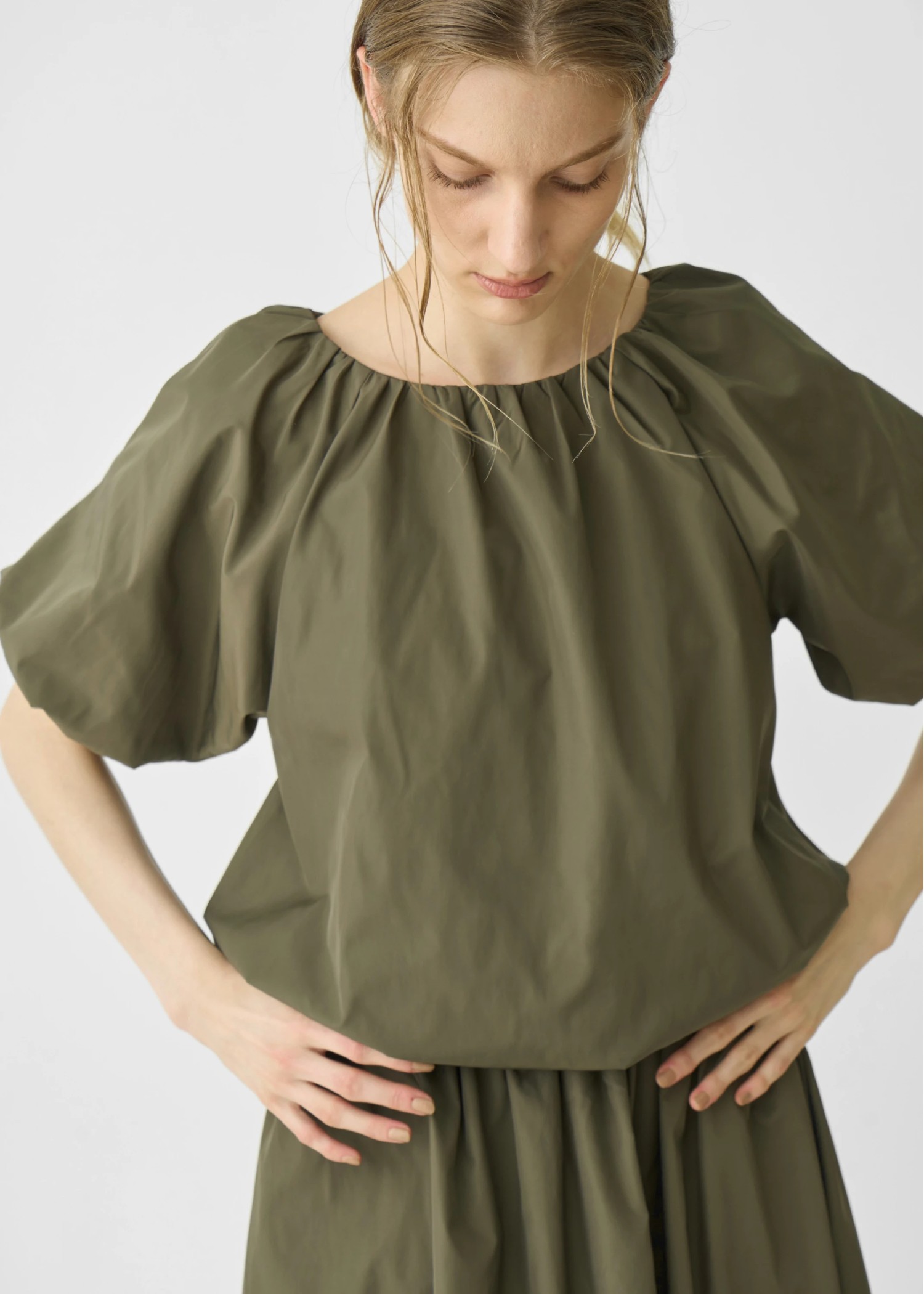 flightily balloon half sleeve tops