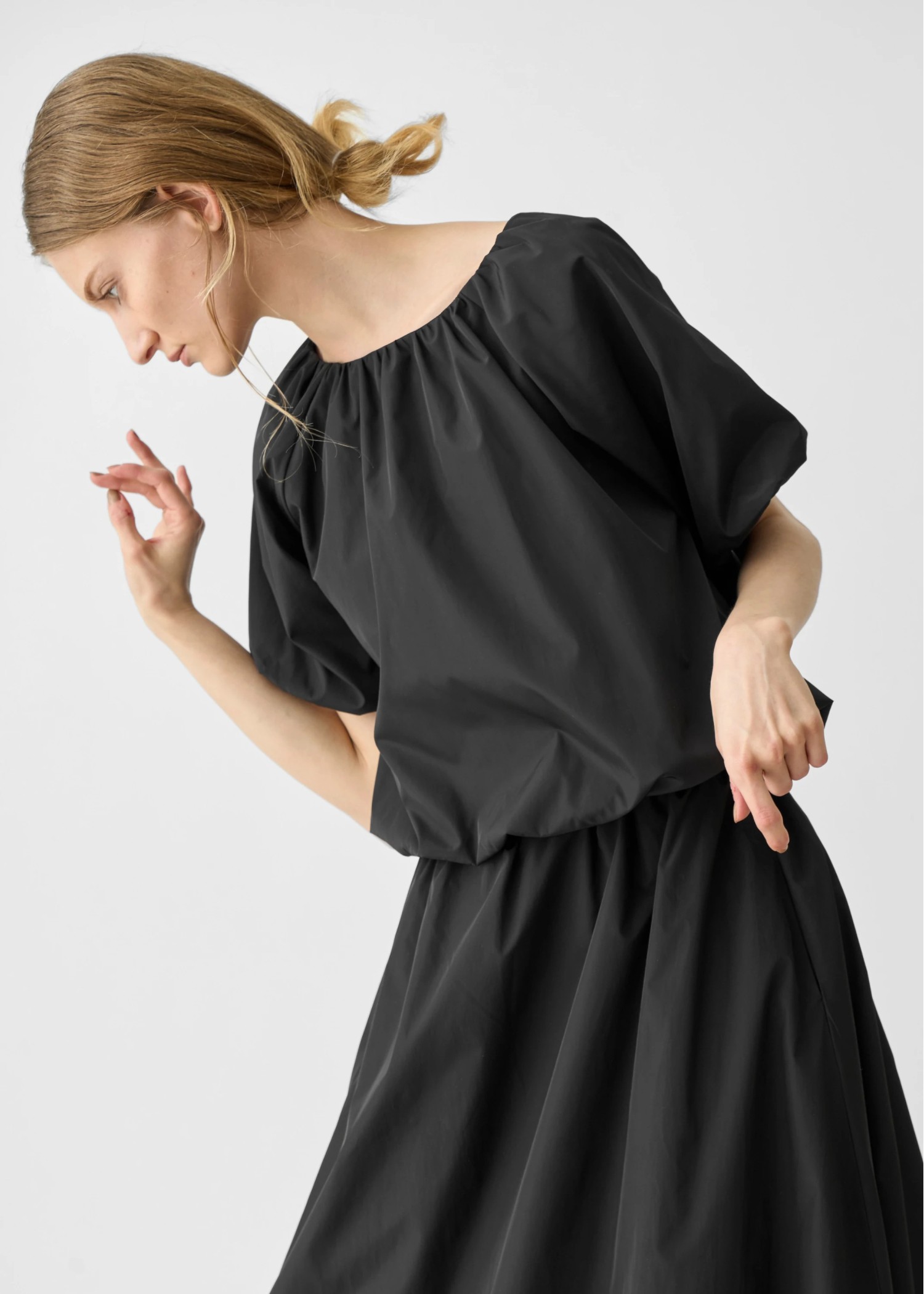 flightily balloon half sleeve tops